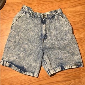 Vintage acid wash jean Jordache shorts